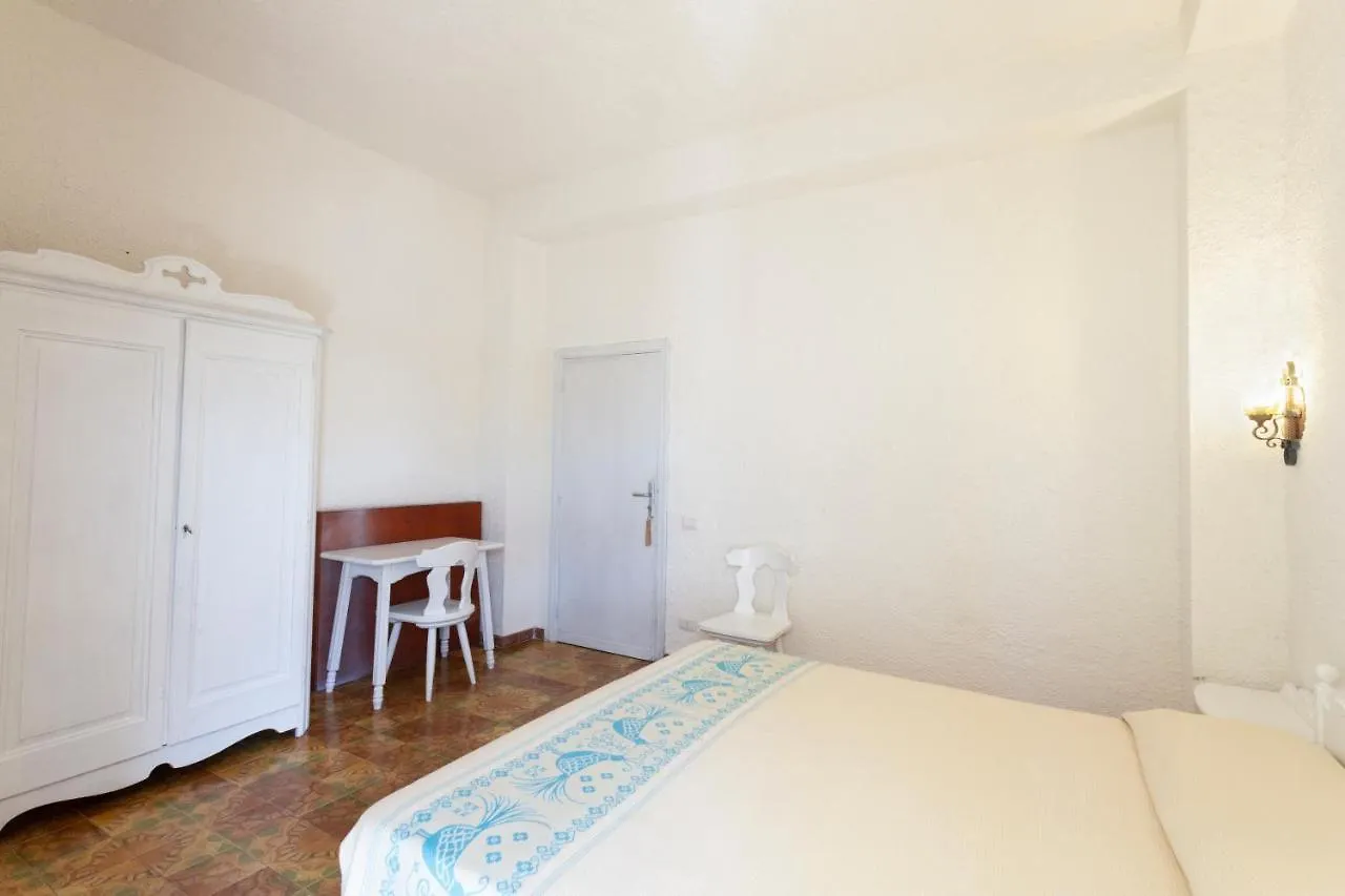 ***  Hotel Al Faro San Teodoro  Italien